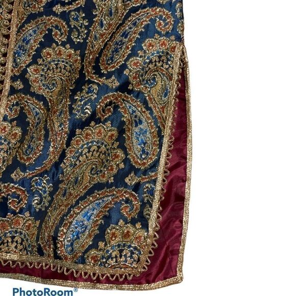 Blue Paisley Kaftan with Metallic Gold Brocade - Picture 12 of 15